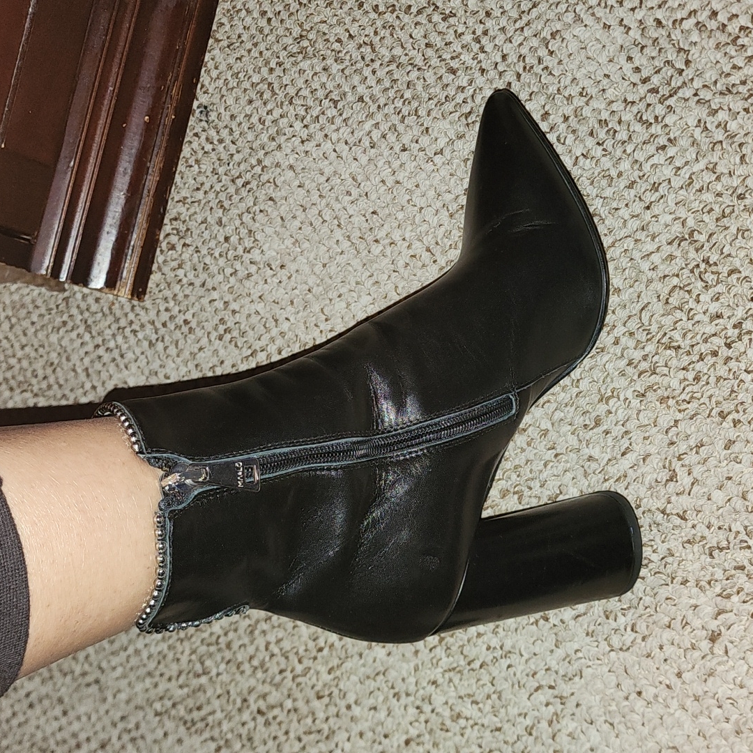 Made In Italy Ma&Lo Black Real Leather Stud Trim Booties Euc Size 40